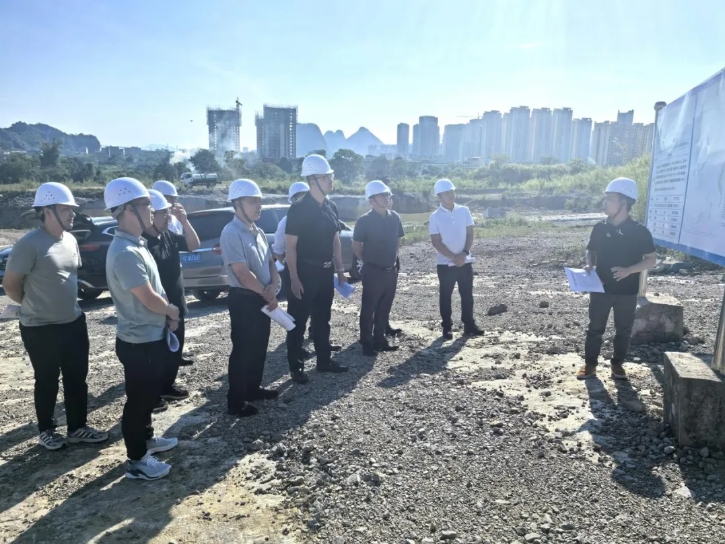 廣咨集團(tuán)黨委書記、董事長劉展翔與外部董事一行到桂林漓江生態(tài)修復(fù)全咨項(xiàng)目調(diào)研